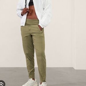 Athleta Trekkie North Jogger 2P NWT